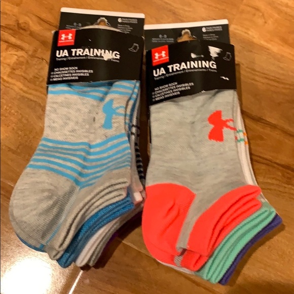 Under Armour Accessories - Bundle of 12 pairs no show under armour socks